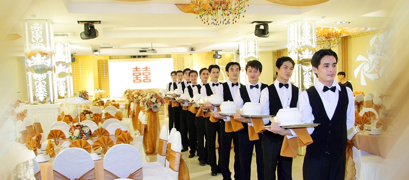 phục vụ